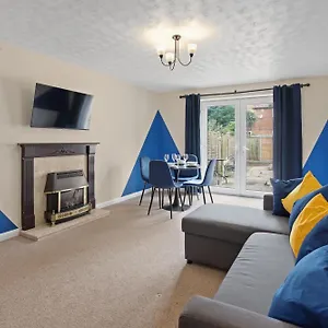Luxurious 2-bedroom Haven In Vibrant Robinhood: Ideal For Business Or Leisure Holiday home