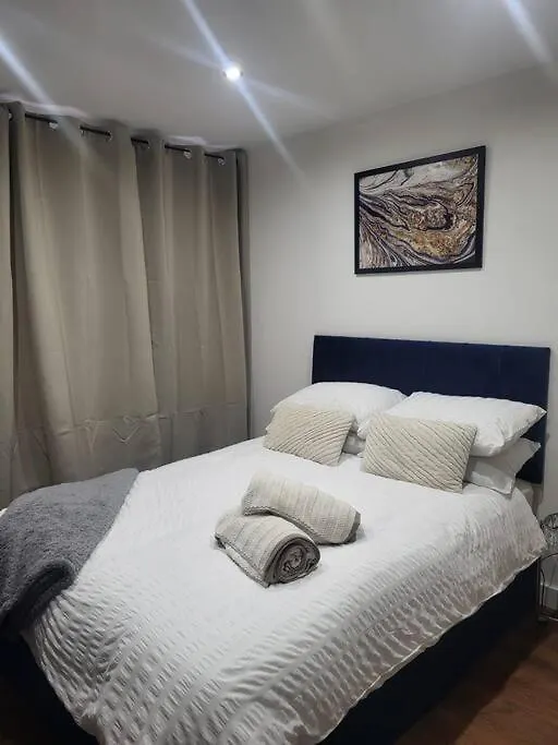Modern Apartment Nottingham